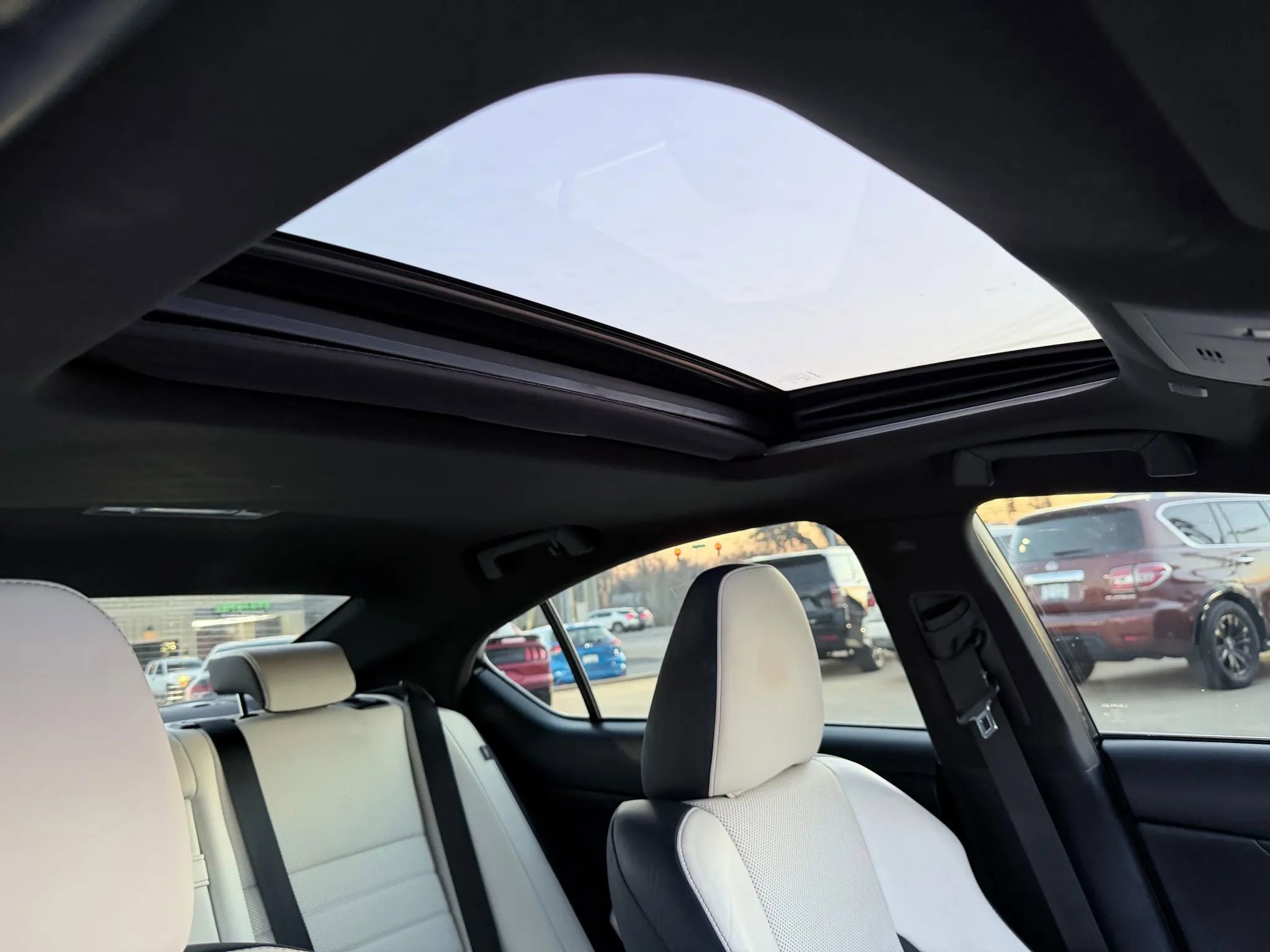 Used 2022 Lexus IS 350 F Sport image 52