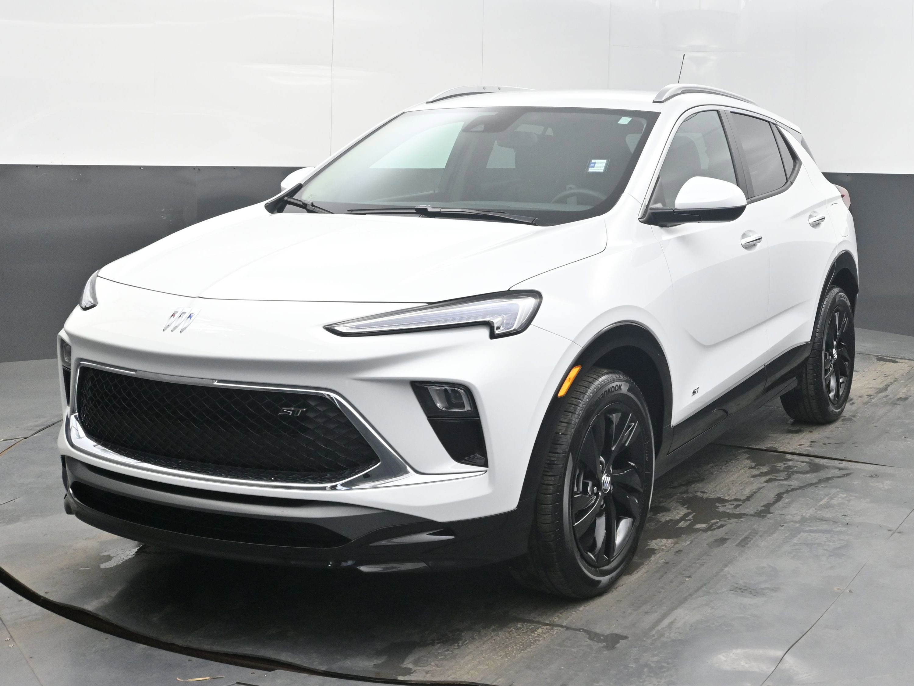 Certified 2026 Buick Encore GX Sport Touring w/ Comfort Package image 4