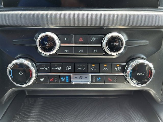 New 2025 Ford F250 Platinum image 21