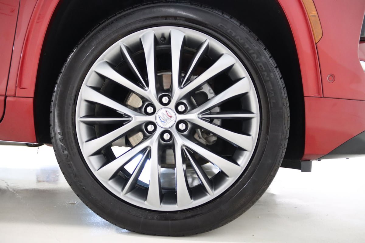 Used 2025 Buick Enclave Avenir w/ Super Cruise Package AWD/4WD image 80