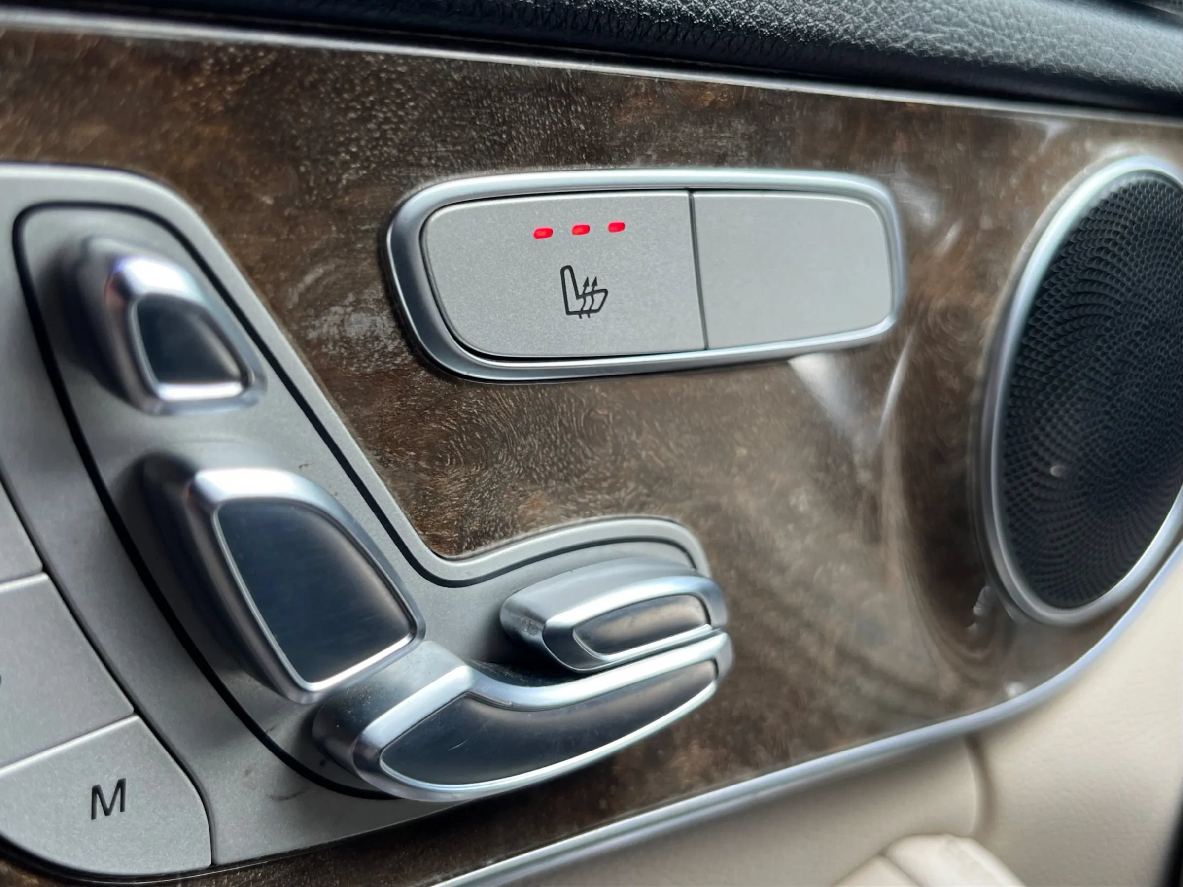 Used 2018 Mercedes-Benz C 300 Sedan image 34