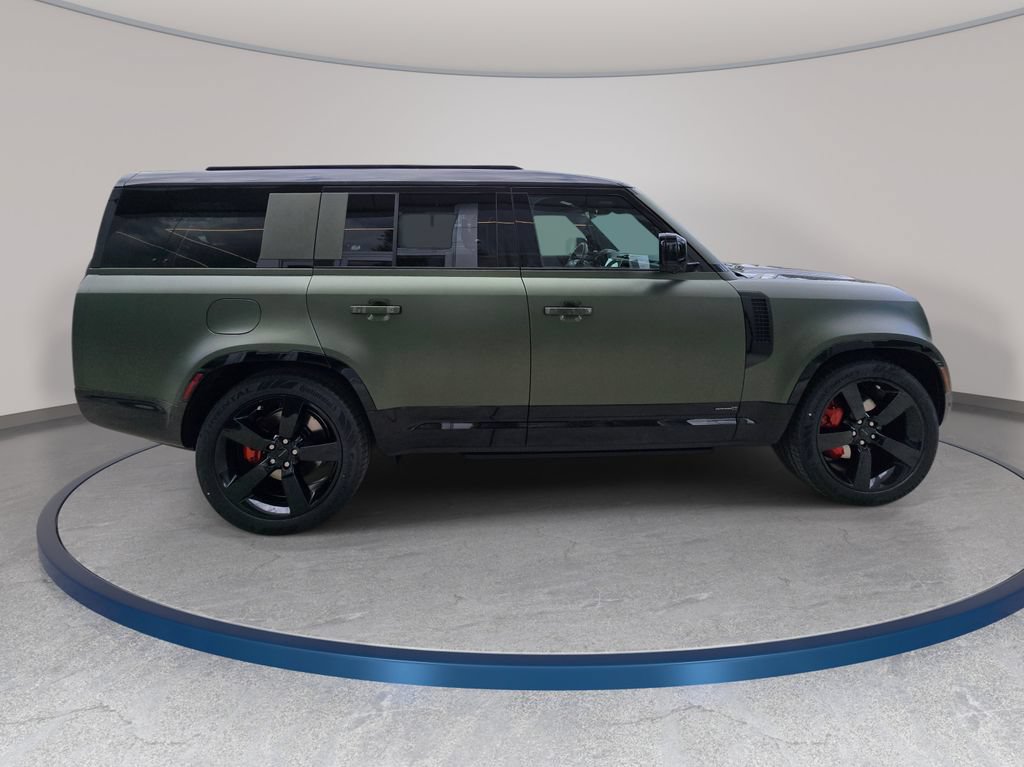 New 2026 Land Rover Defender 130 X AWD/4WD image 4
