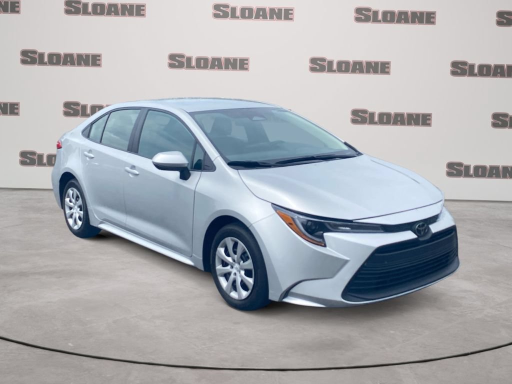 Used 2025 Toyota Corolla LE FWD image 7