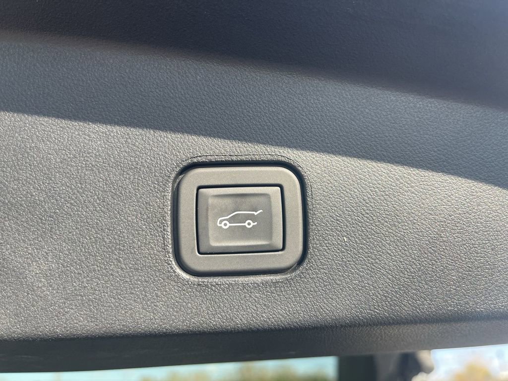 Certified 2024 Cadillac Lyriq Sport w/ LPO, Floor Liner Package image 16