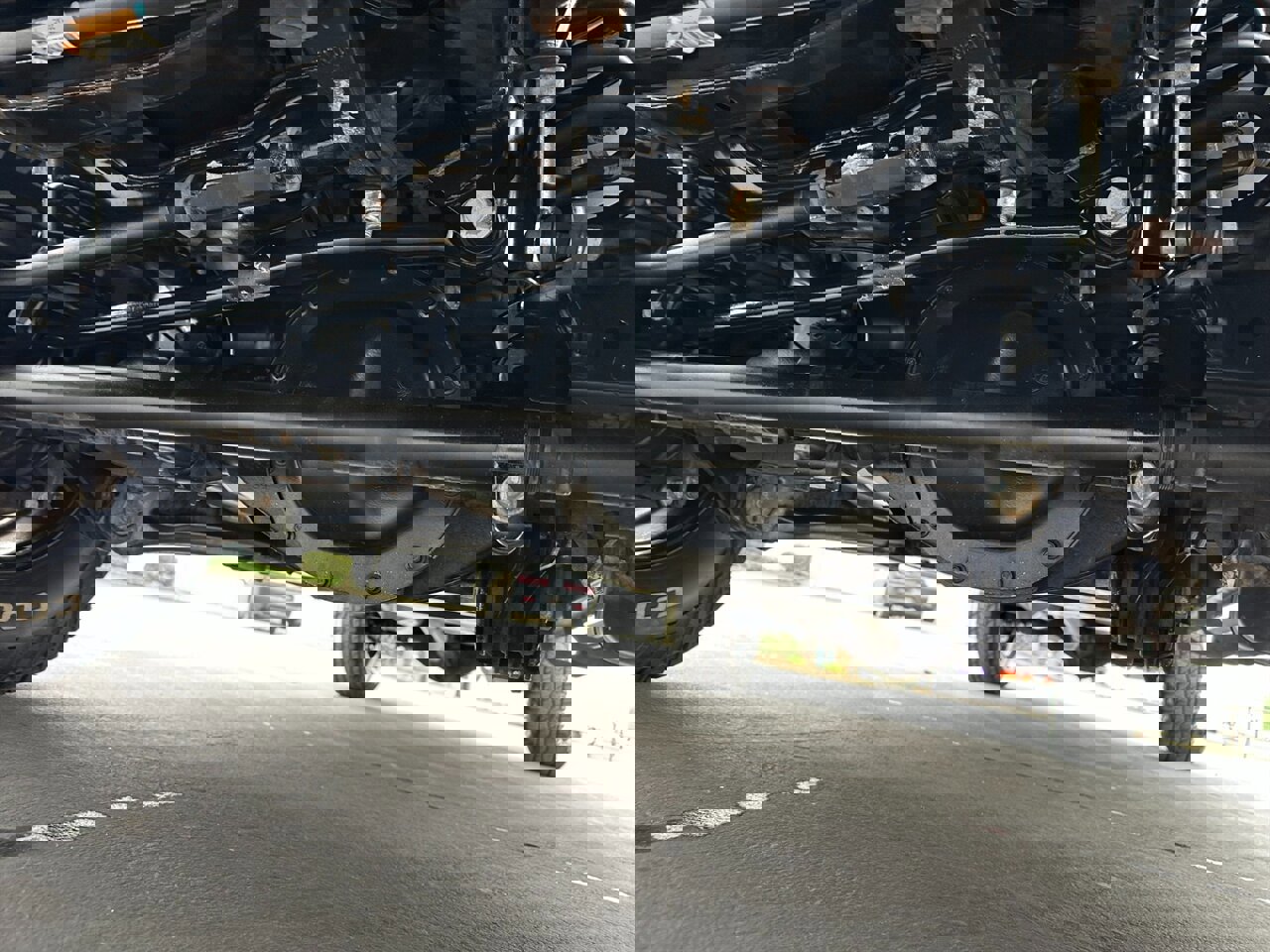 Used 2018 RAM 2500 Tradesman w/ Chrome Appearance Group image 48