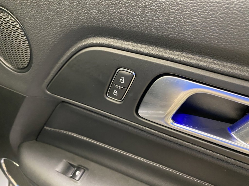 Used 2022 Ford Mustang GT Premium image 15