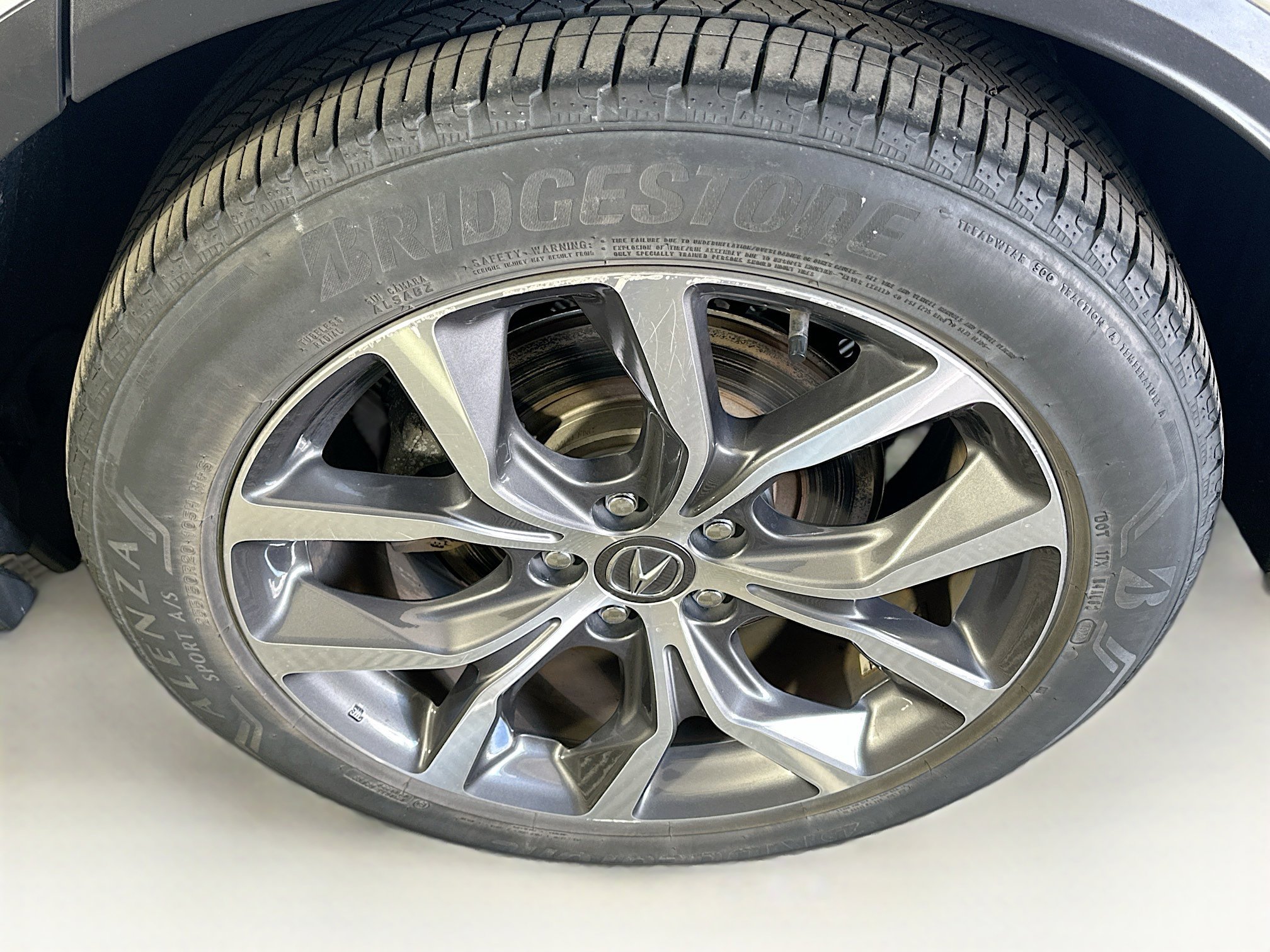 Used 2024 Acura MDX SH-AWD w/ Technology Package image 11