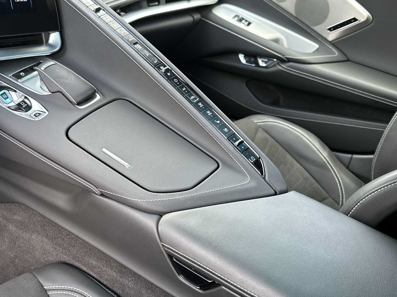Certified 2025 Chevrolet Corvette Stingray Preferred Cpe w/ Z51 Performance Package RWD image 22