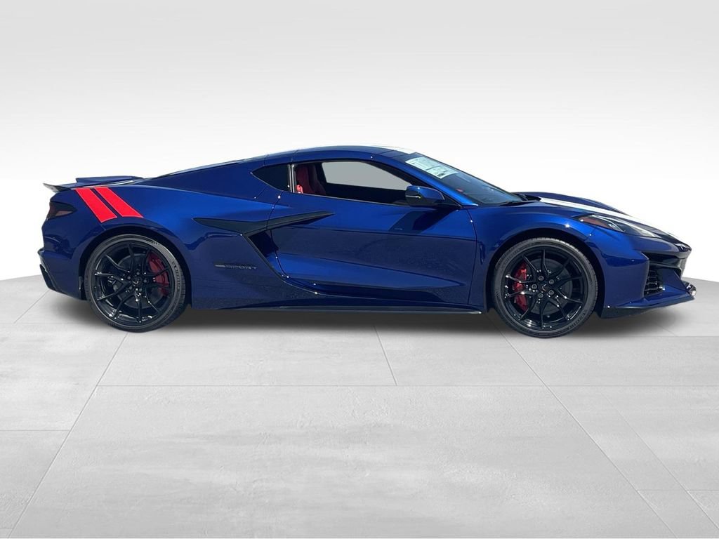New 2027 Chevrolet Corvette Grand Sport RWD image 2