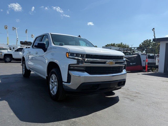 Used 2020 Chevrolet Silverado 1500 LT w/ Convenience Package image 4
