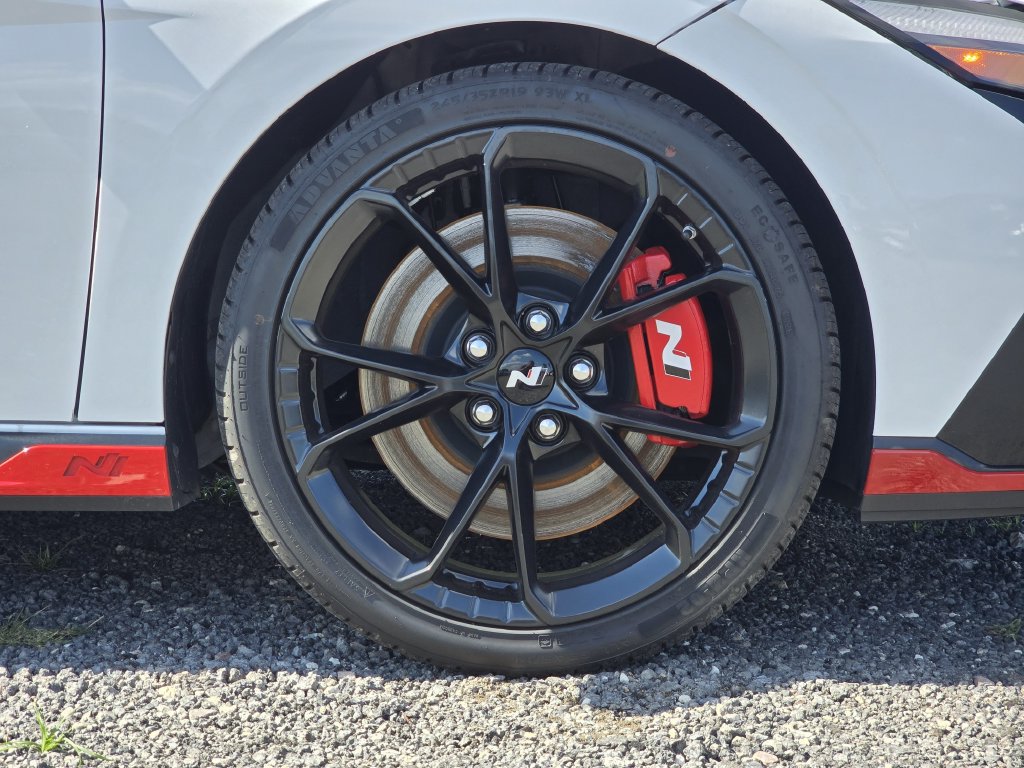Used 2025 Hyundai Elantra N FWD image 11