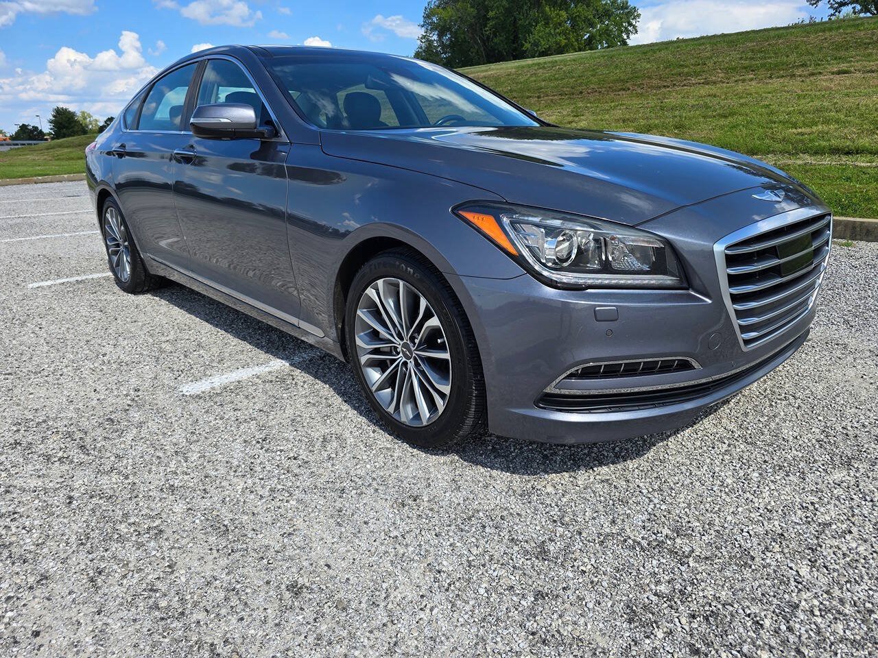 Used 2015 Hyundai Genesis 3.8 w/ Option Group 03 AWD/4WD image 10