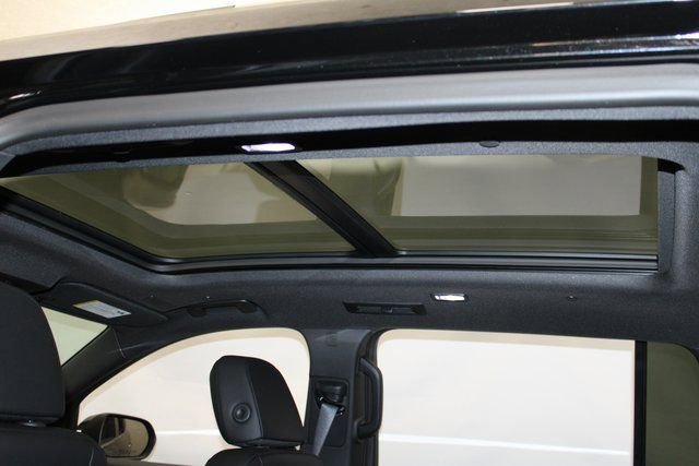 Used 2025 GMC Acadia Denali w/ LPO, Floor Liner Package image 13