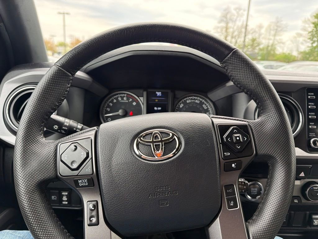 Used 2023 Toyota Tacoma TRD Off-Road AWD/4WD image 27