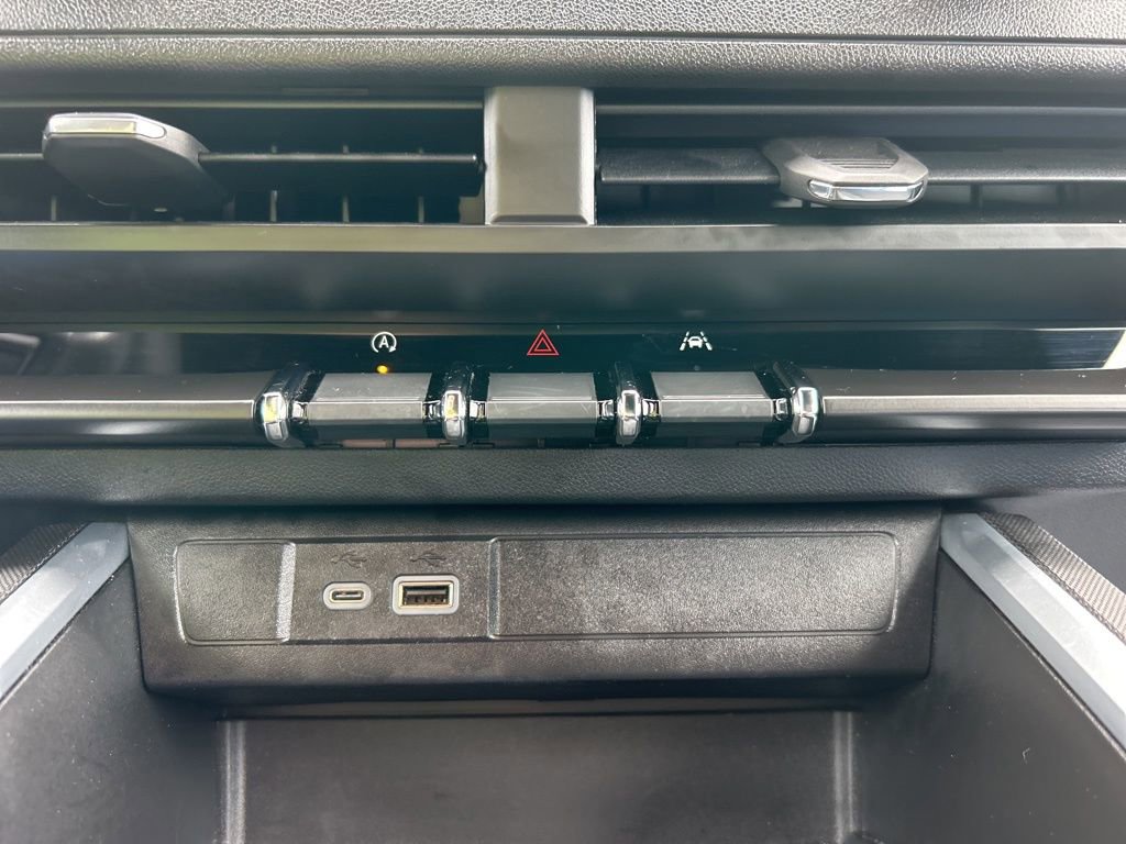 Used 2024 Chevrolet Colorado Trail Boss w/ Advanced Trailering Package image 10