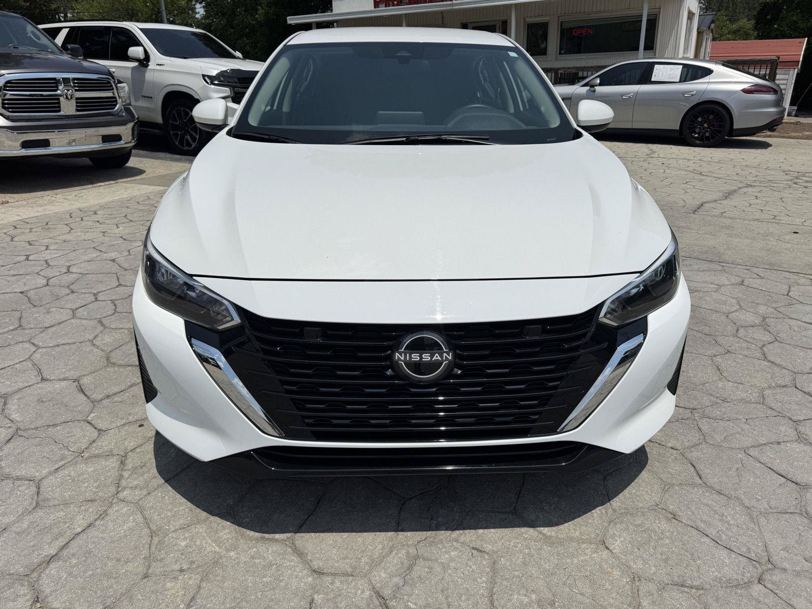Used 2024 Nissan Sentra SV FWD image 19