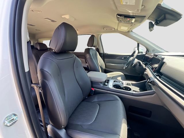 New 2026 Kia Carnival EX FWD image 29