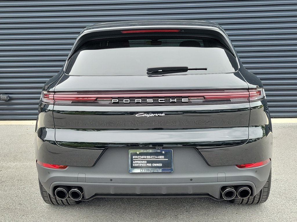 Certified 2026 Porsche Cayenne AWD/4WD image 6