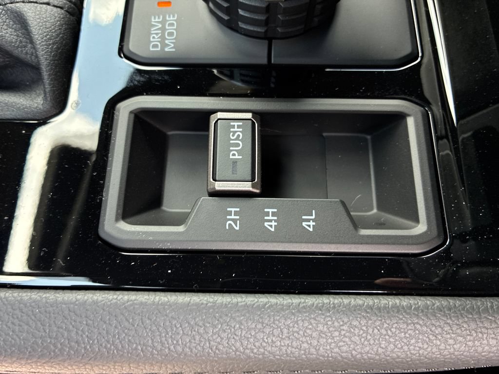 New 2026 Toyota Tundra Limited AWD/4WD image 27