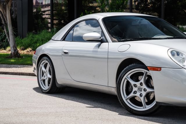 Used 2003 Porsche 911 Carrera RWD image 30