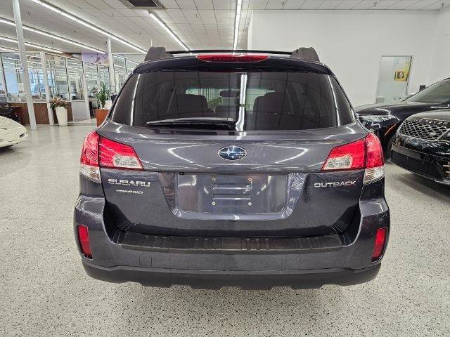 Used 2013 Subaru Outback 2.5i Premium AWD/4WD image 5
