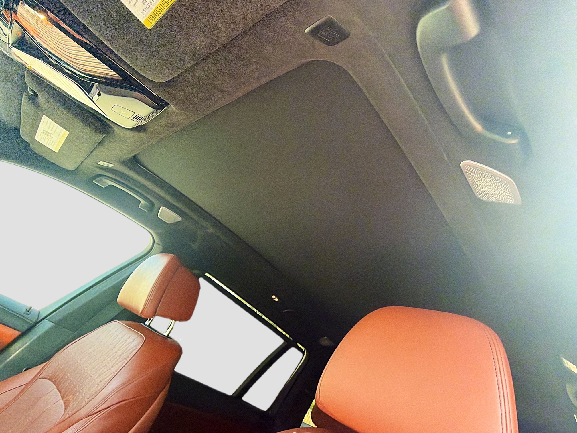 Used 2023 BMW X7 M60i w/ Executive Package image 29