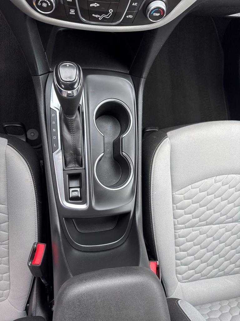 Used 2018 Chevrolet Equinox LS image 20