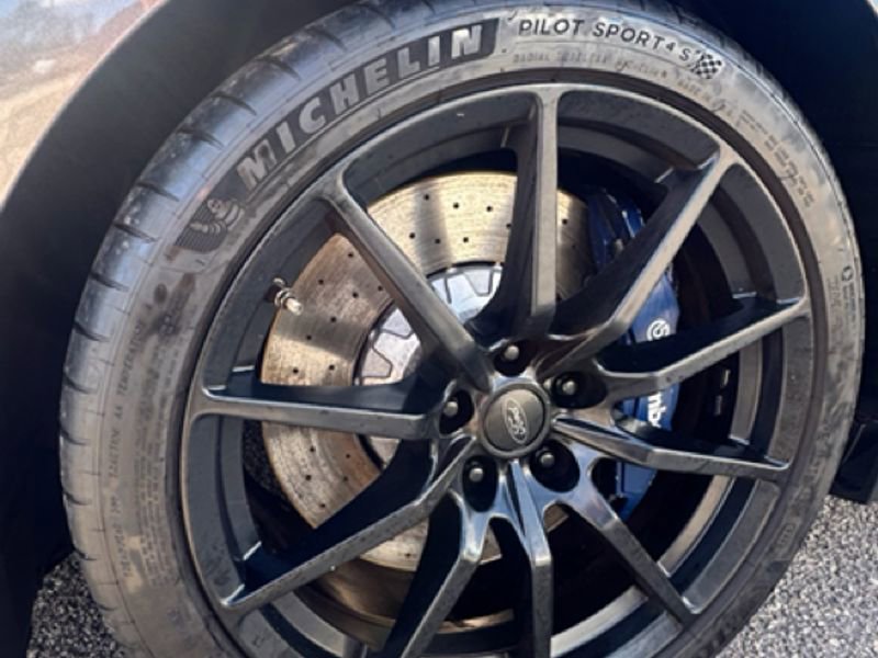 Used 2017 Ford Mustang Shelby GT350 image 7