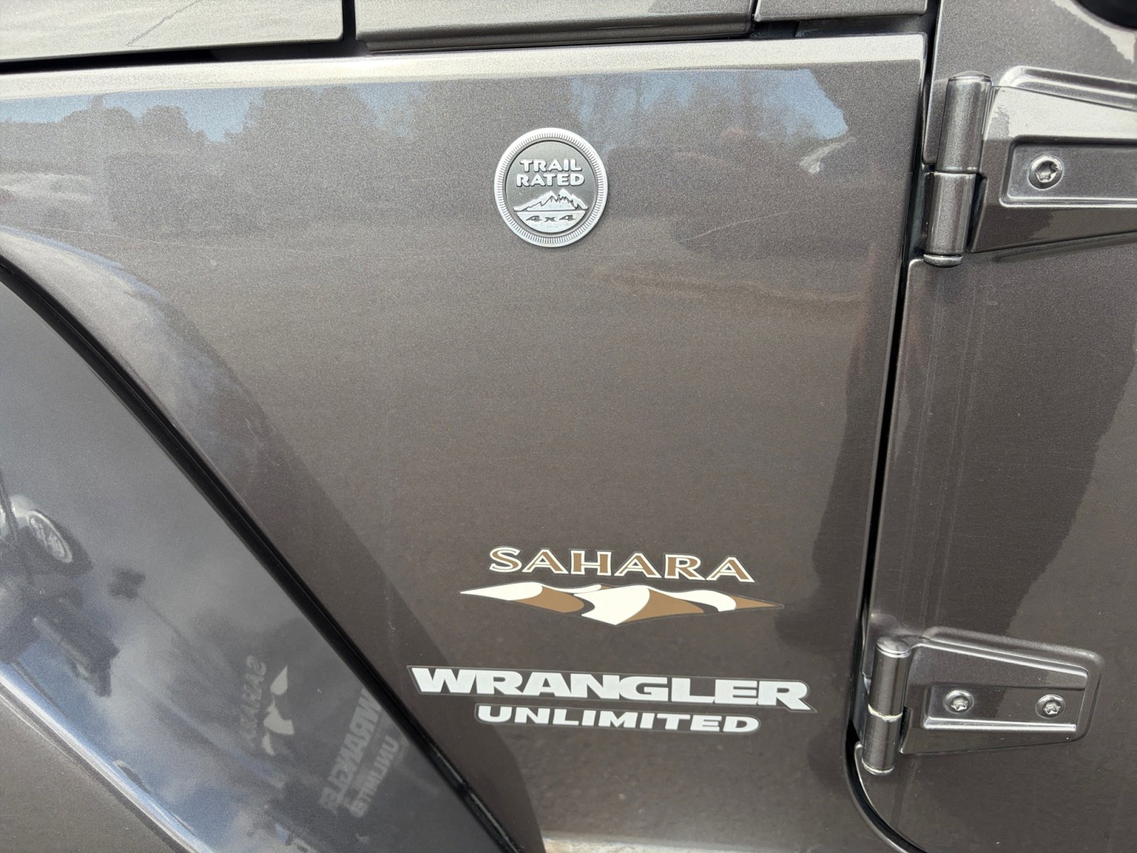 Used 2016 Jeep Wrangler Unlimited Sahara w/ Mopar Chrome Edition Group image 24