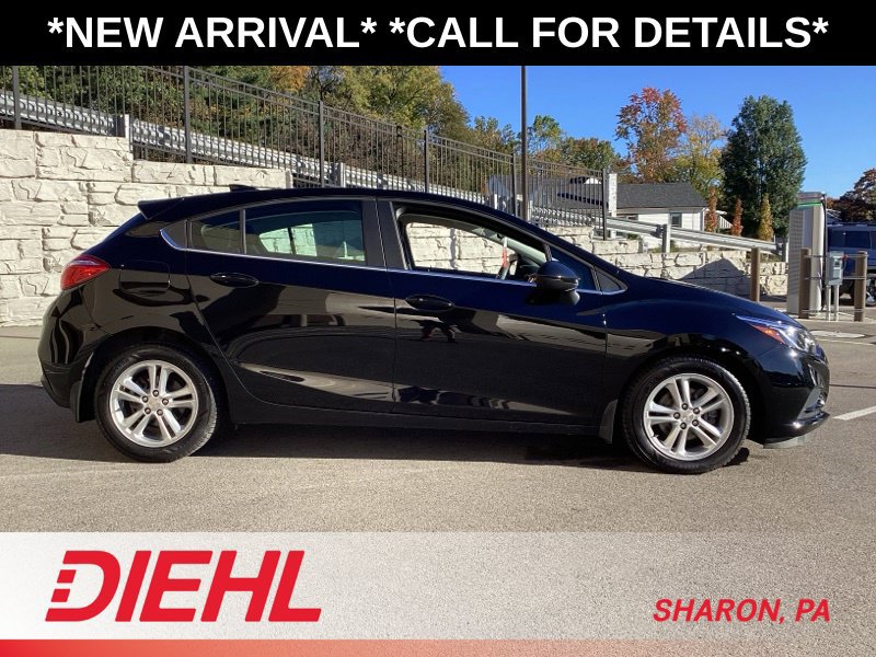 Used 2018 Chevrolet Cruze LT w/ Convenience Package FWD image 8