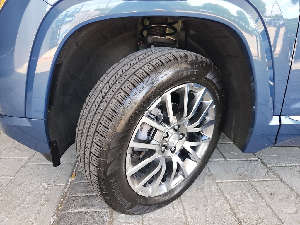 Used 2026 GMC Terrain Denali AWD/4WD image 33