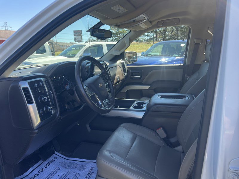 Used 2017 Chevrolet Silverado 1500 LTZ Z71 w/ LPO, Black Pack image 5