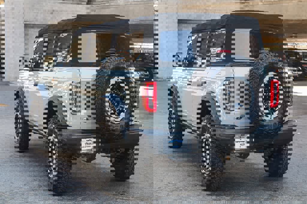 Used 2022 Ford Bronco Badlands w/ Sasquatch Package image 10