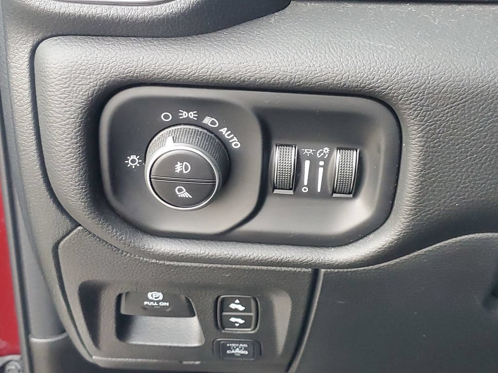 Used 2025 RAM 1500 Big Horn AWD/4WD image 20