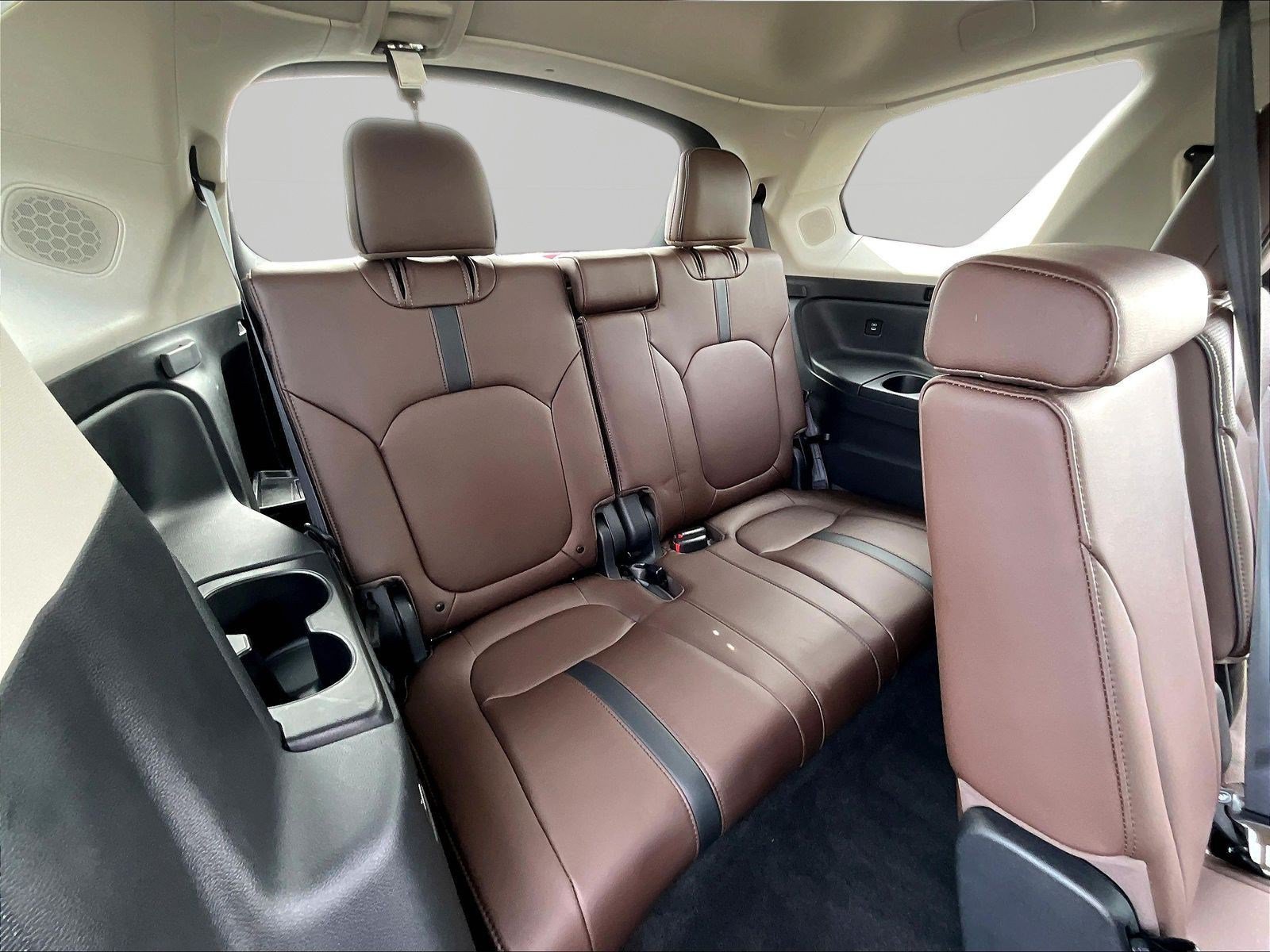 Used 2025 Honda Pilot Elite image 26
