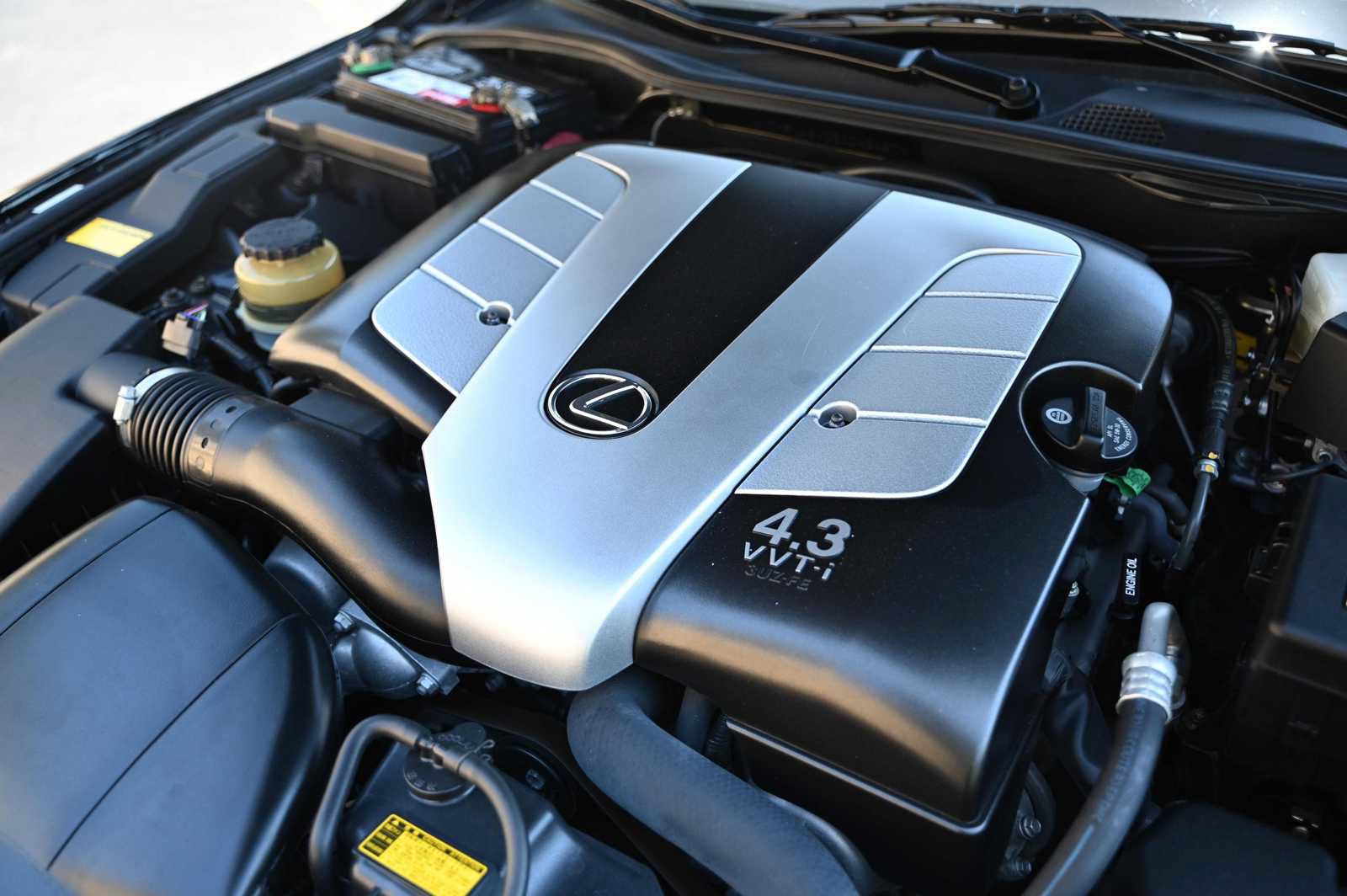 Used 2003 Lexus SC 430 Convertible RWD image 24