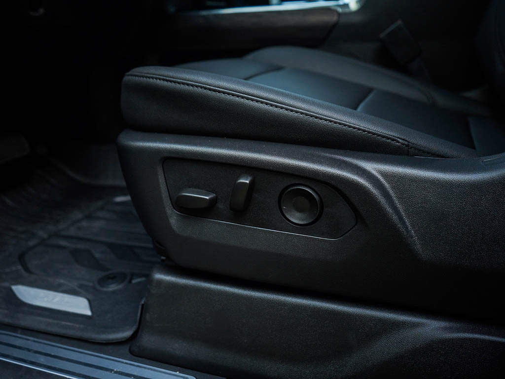 New 2026 GMC Sierra 3500 SLT w/ SLT Premium Package image 18