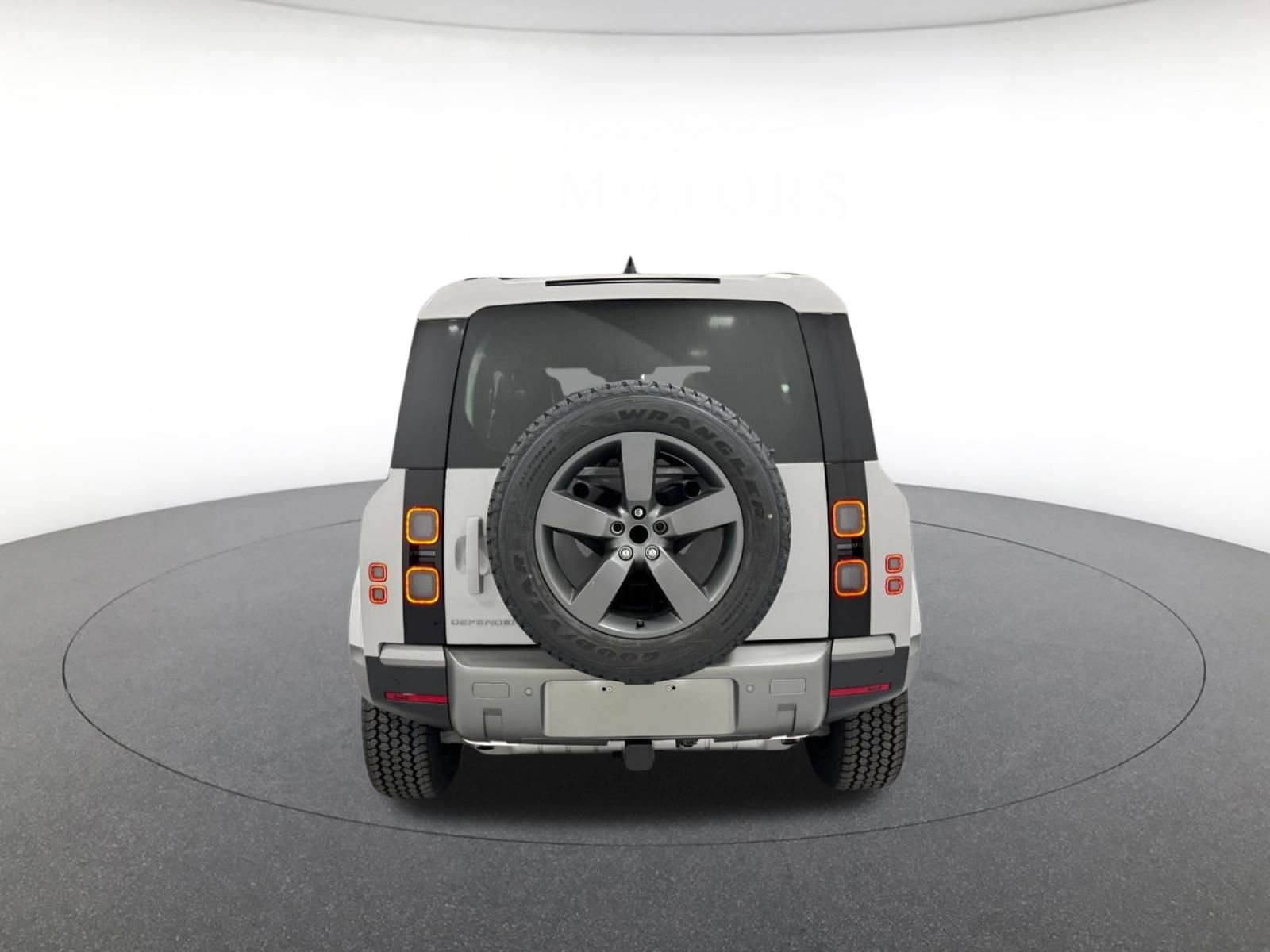 New 2026 Land Rover Defender 110 S image 4