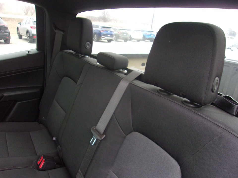 Used 2023 Chevrolet Colorado W/T image 17