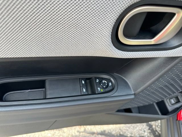 Used 2025 MINI Cooper S FWD image 14