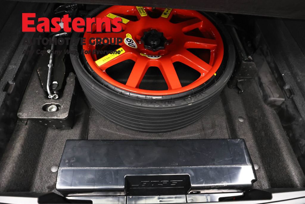 Used 2022 Porsche Macan AWD/4WD image 26