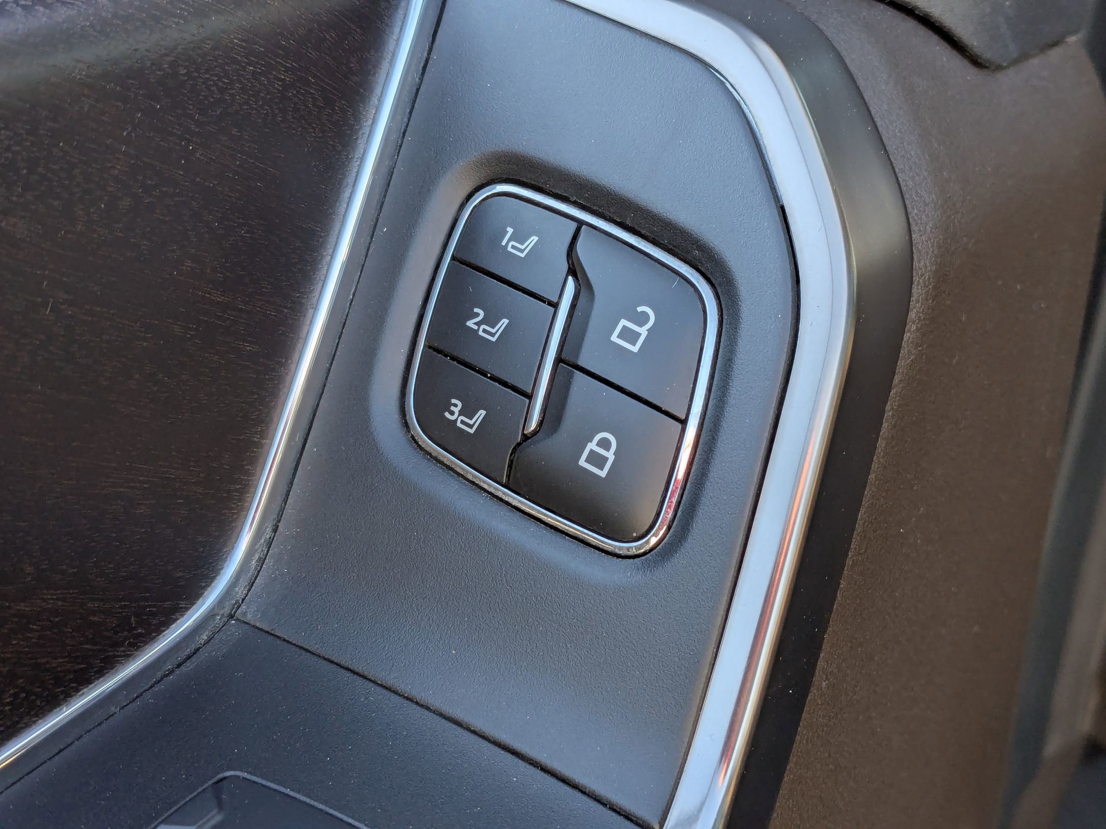 Used 2023 Ford F450 King Ranch w/ Chrome Package image 13