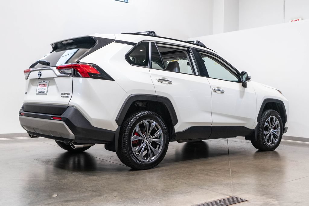 Used 2022 Toyota RAV4 Limited w/ Limited Grade Weather Package AWD/4WD image 9