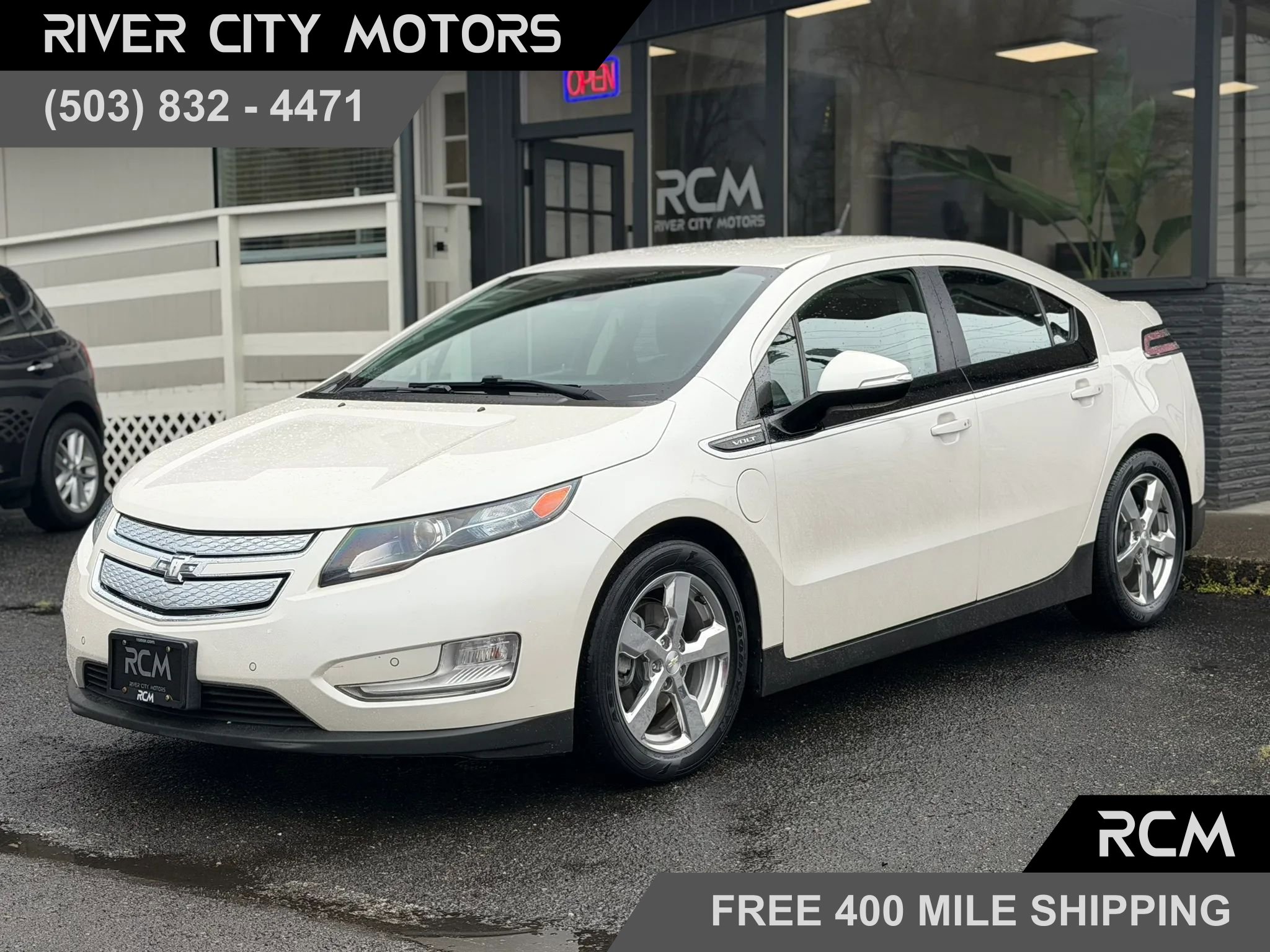 Used 2013 Chevrolet Volt Premium w/ Premium Trim Package image 1