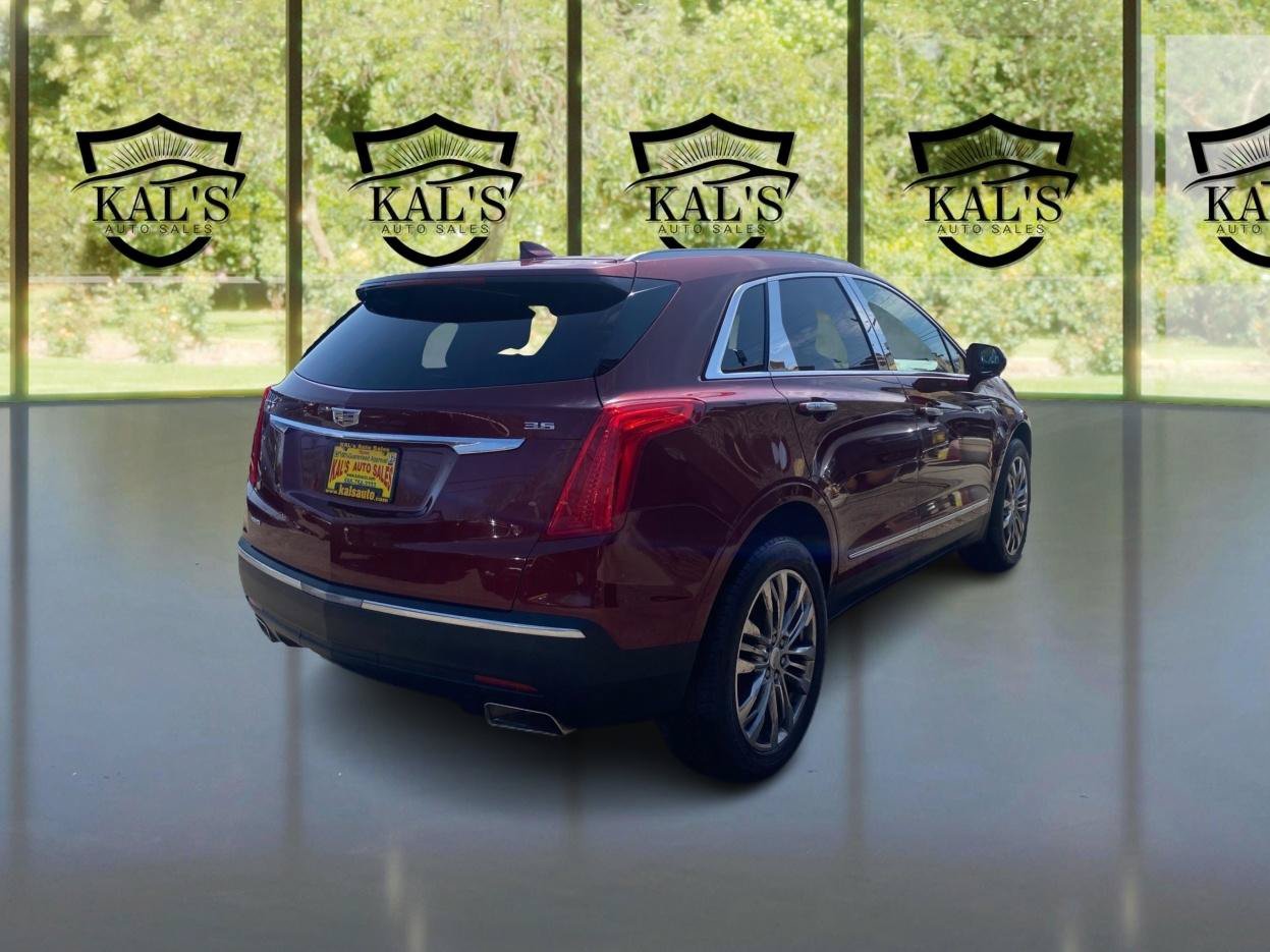 Used 2017 Cadillac XT5 Premium Luxury AWD/4WD image 5