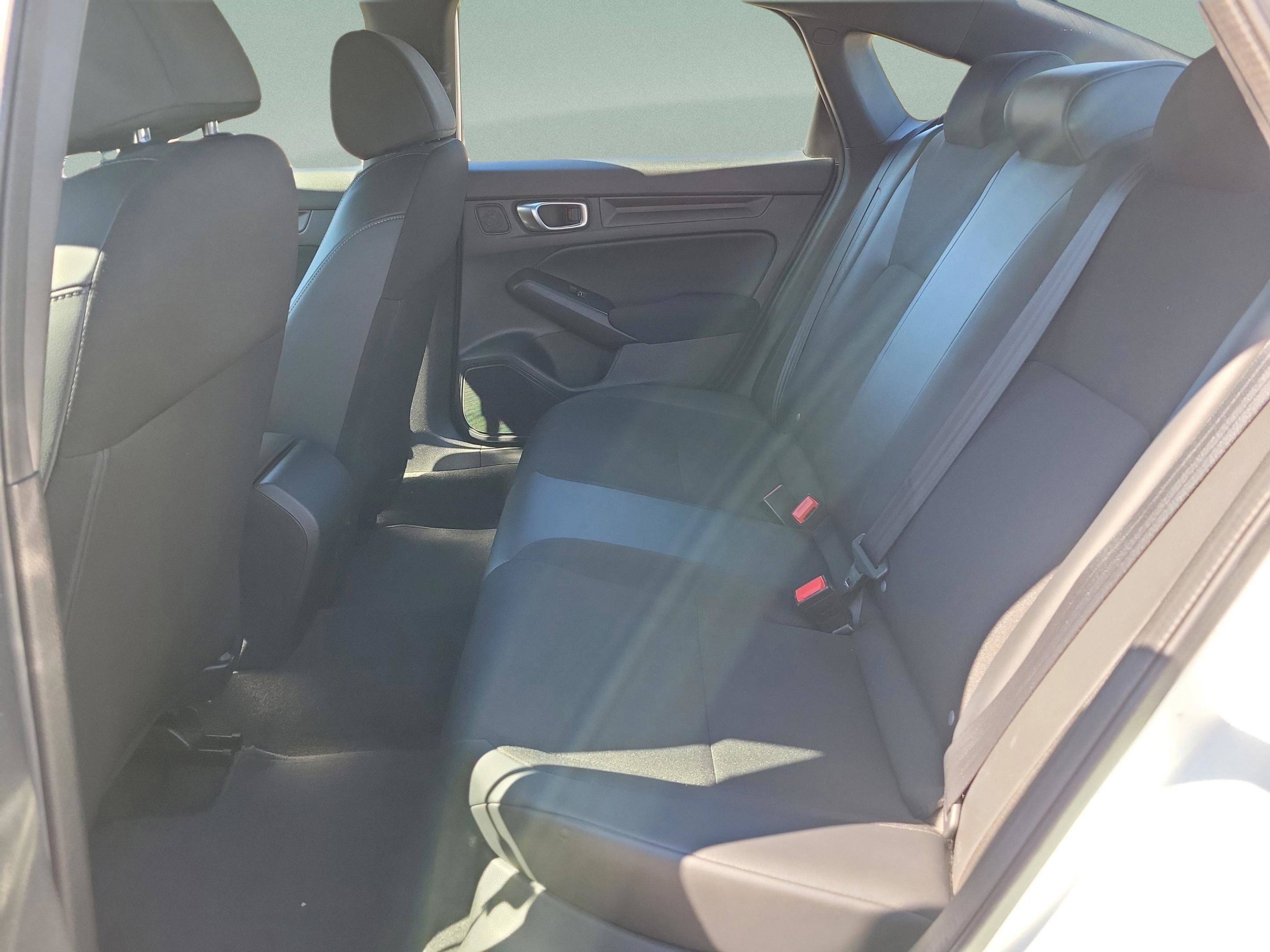 Used 2023 Honda Civic Sport image 8