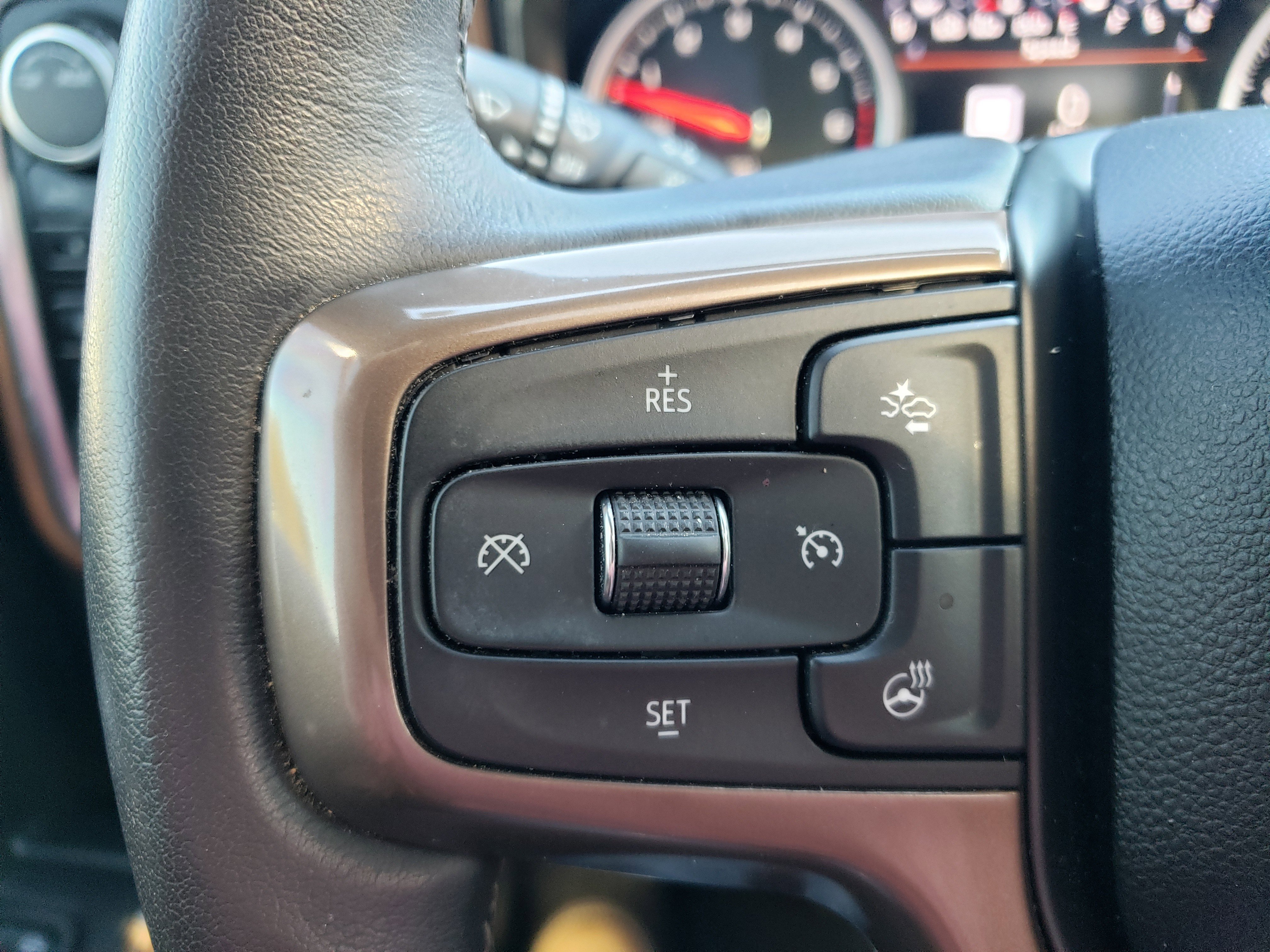 Used 2024 Chevrolet Silverado 1500 High Country w/ Technology Package image 14