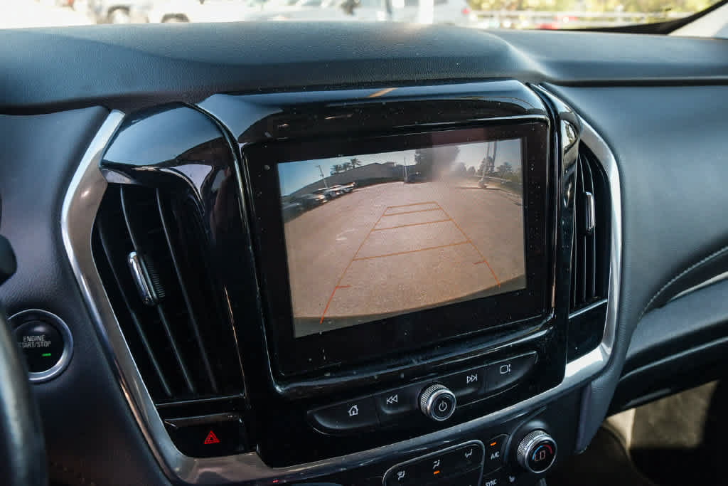 Used 2019 Chevrolet Traverse LT FWD image 24