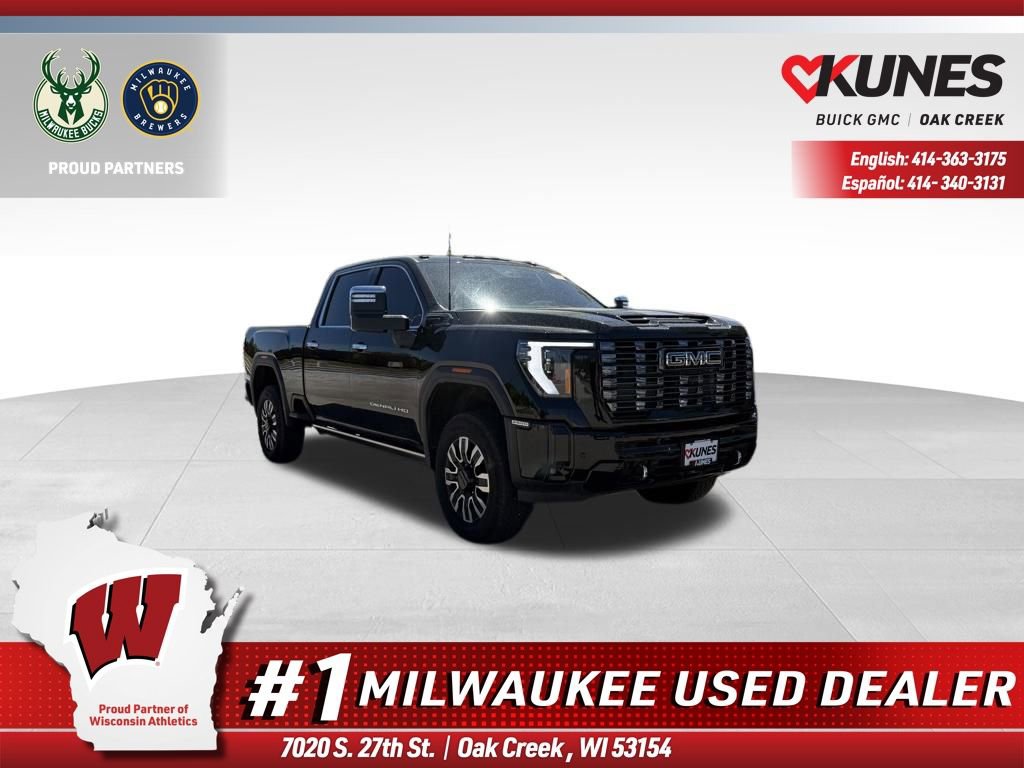 Used 2025 GMC Sierra 2500 Denali Ultimate w/ Snow Plow Prep/Camper Package AWD/4WD image 1