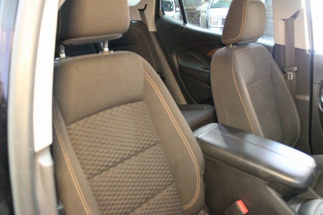 Used 2019 GMC Terrain SLE w/ Driver Convenience Package image 10